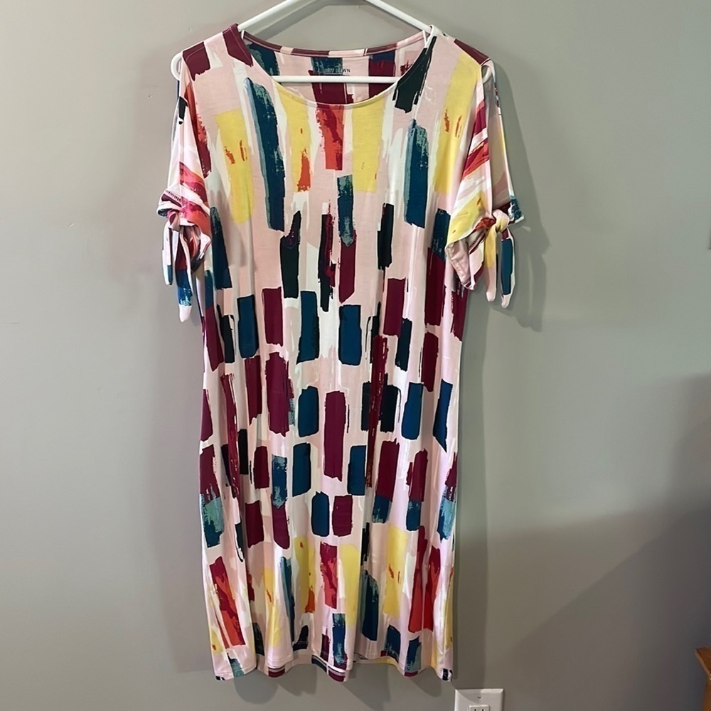 Ruff Hewn Short-Sleeve Cold Shoulder Shift Dress